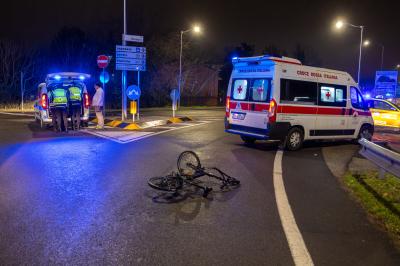 INCIDENTE BICICLETTA VIA ERIDANO