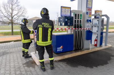 FUORIUSCITA CARBURANTE DISTRIBUTORE Q8