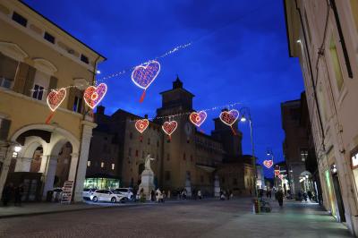 LUMINARIE SAN VALENTINO CENTRO STORICO