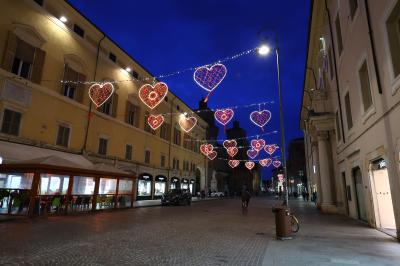 LUMINARIE SAN VALENTINO CENTRO STORICO